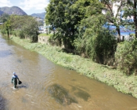 Seis pontos da cidade recebem mutirão de limpeza