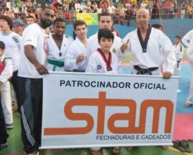 CTAM Giovanni Carvalho fatura sete medalhas em Cachoeiras