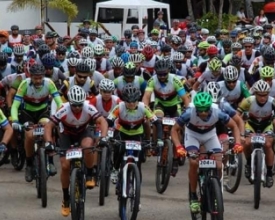 Route MTB reúne centenas e  insere ciclismo no Agosto Suíço