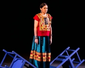 Teatro Municipal recebe monólogo ‘Frida Kahlo – A Deusa Tehuana’