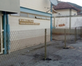 Obra parada em escola de Campo do Coelho preocupa pais de alunos