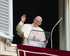 Papa volta a saudar peregrinos friburguenses no Vaticano