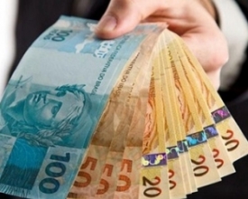 Salário mínimo deve chegar a R$ 1.039 no ano que vem