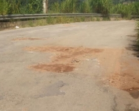 Buracos na Fazenda da Laje são tapados com barro